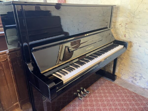 Yamaha U3 1973